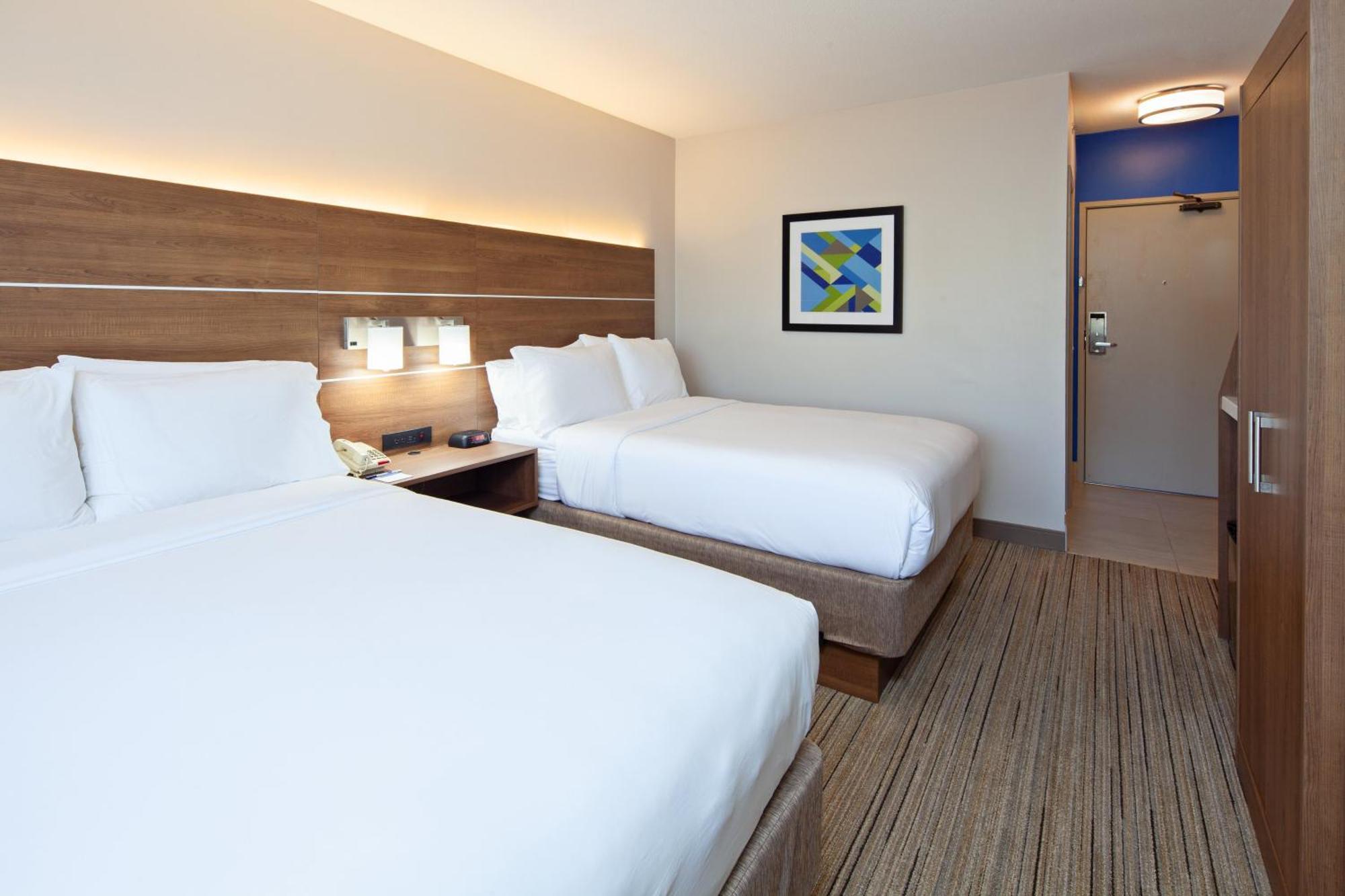 Holiday Inn Express Hotel & Suites San Diego-Escondido By Ihg Exterior foto